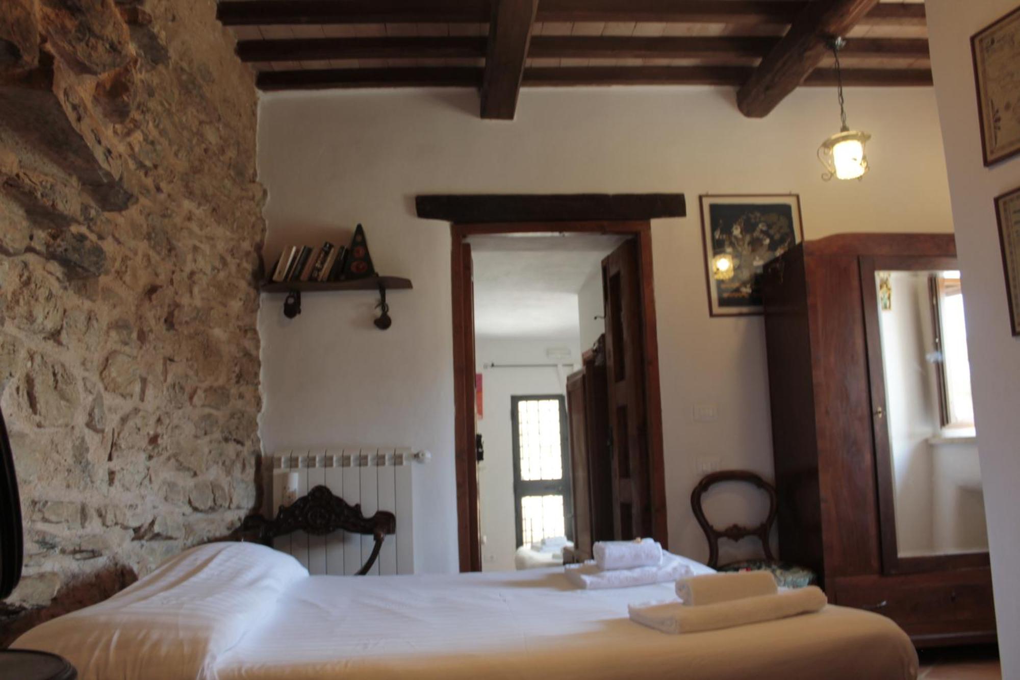 Guesthouse Runcini Ferentillo Exterior foto