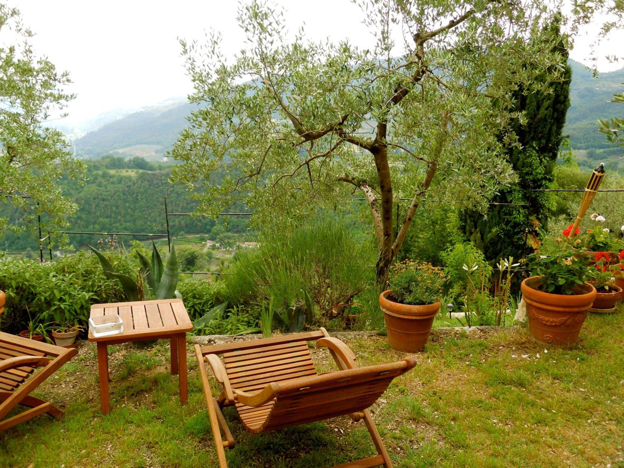 Guesthouse Runcini Ferentillo Exterior foto