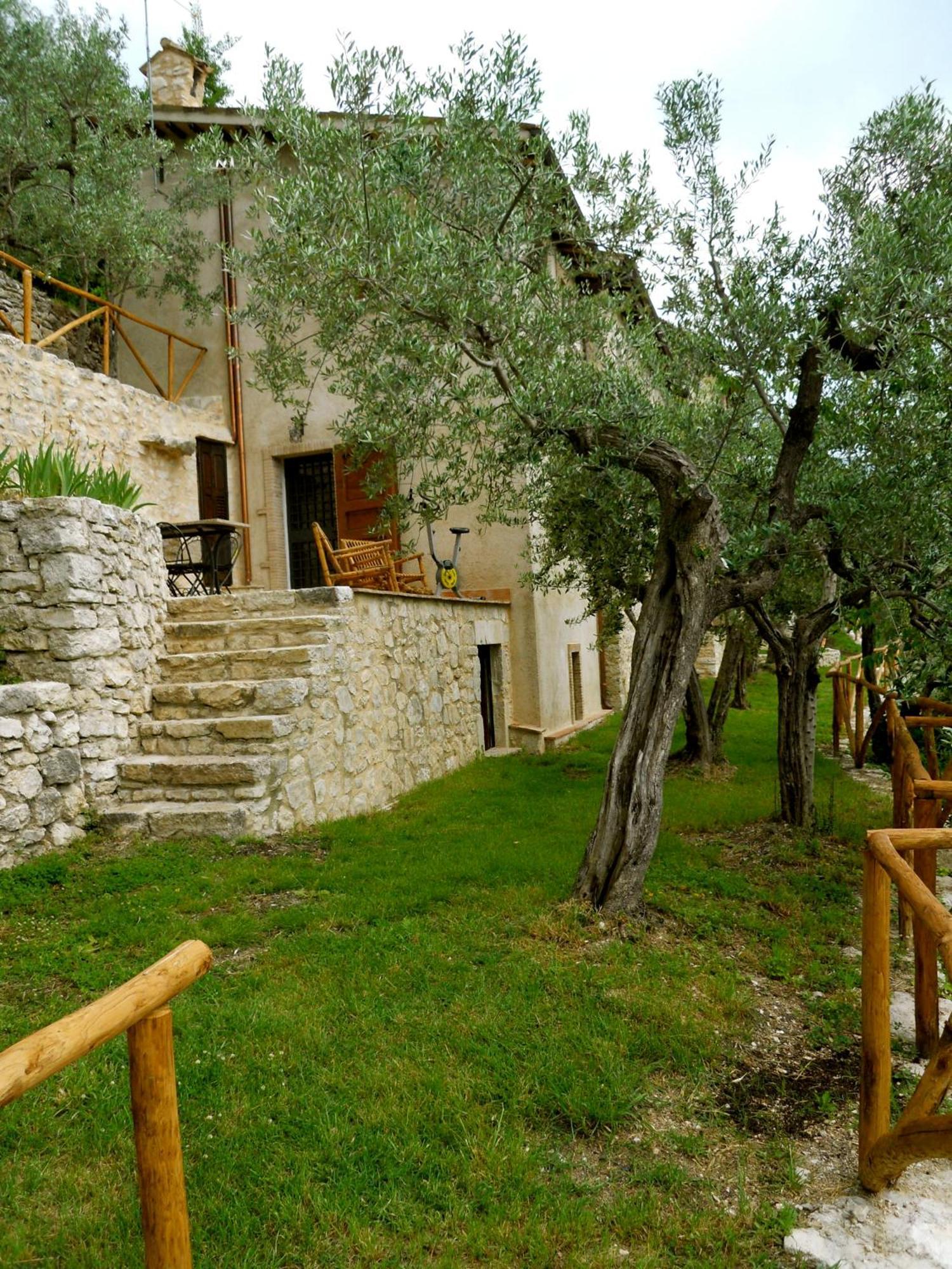 Guesthouse Runcini Ferentillo Exterior foto