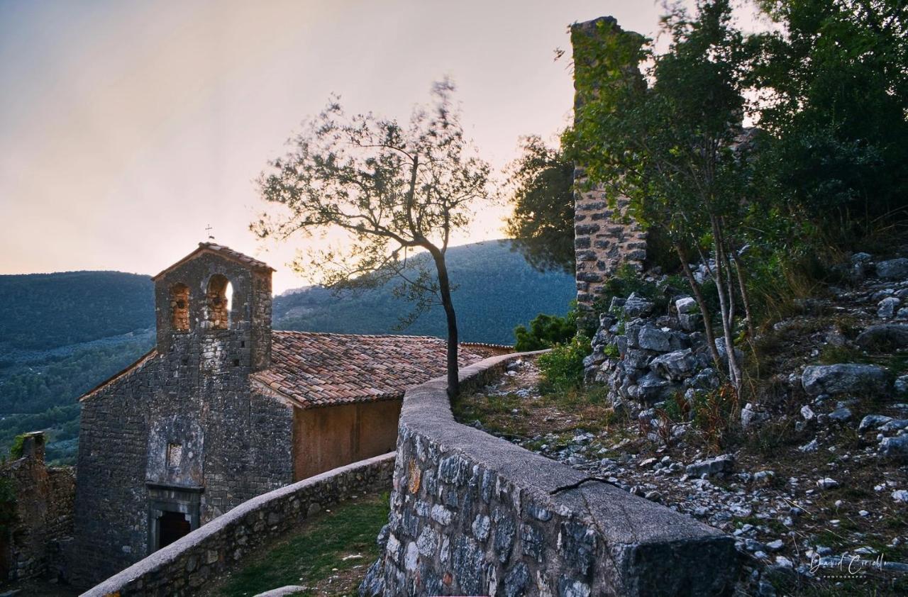 Guesthouse Runcini Ferentillo Exterior foto